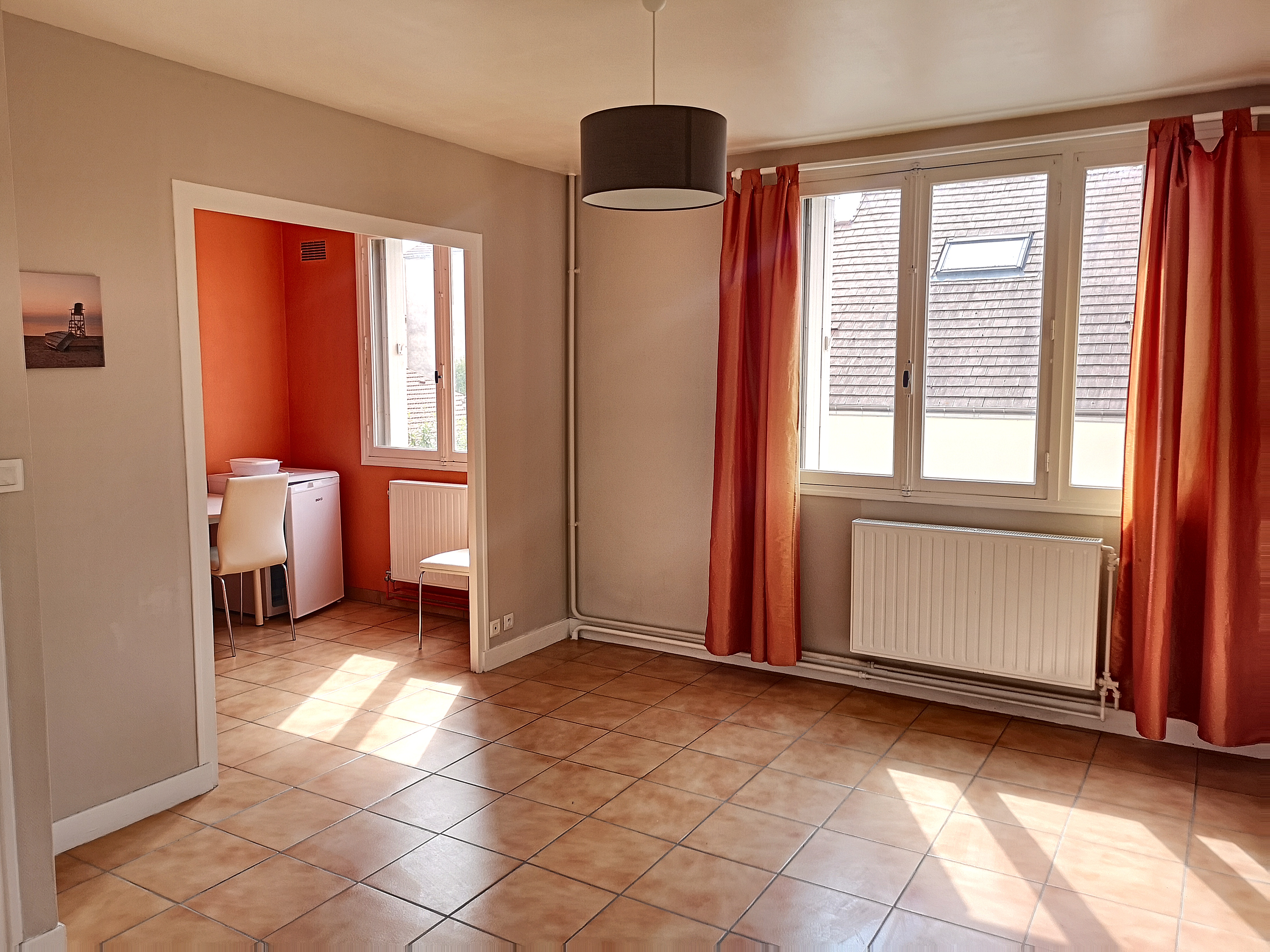 appartement à louer - 1 pièce - 24 m2 - LA CHAPELLE ST LUC - 10 - CHAMPAGNE-ARDENNE