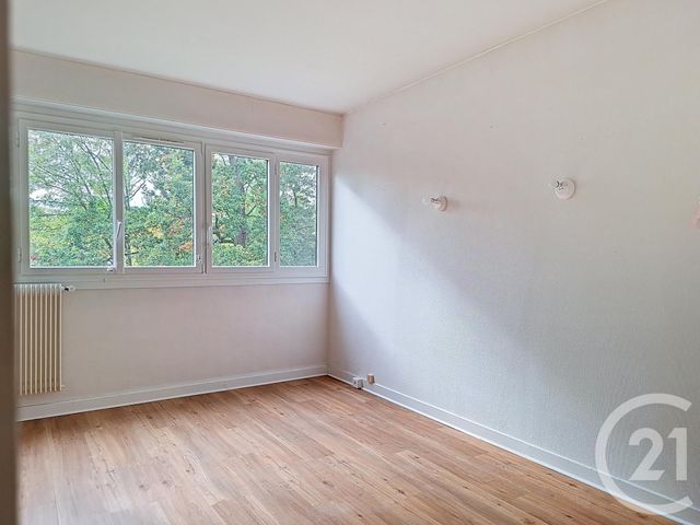 Appartement F6 à vendre - 6 pièces - 119,32 m2 - Vaux Le Penil - 77 - ILE-DE-FRANCE