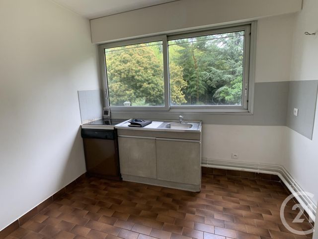 Afficher la photo en grand Appartement F2 à louer - 2 pièces - 43 m2 - VAUX LE PENIL - 77 - ILE-DE-FRANCE