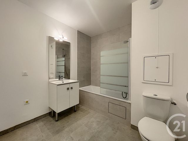 Afficher la photo en grand Appartement F2 à louer - 2 pièces - 38,60 m2 - MELUN - 77 - ILE-DE-FRANCE