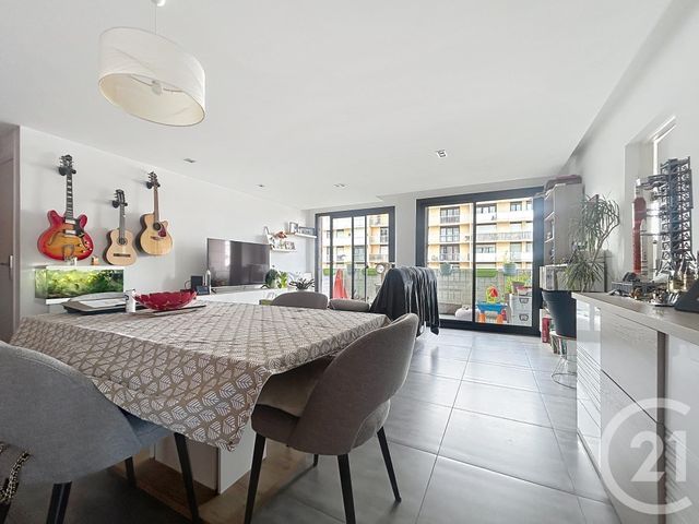 Appartement F3 &agrave; vendre - 4 pi&egrave;ces - 80 m2 - Melun - 77 - ILE-DE-FRANCE