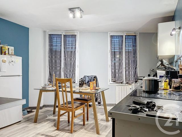 Appartement T2 à vendre - 2 pièces - 47 m2 - Melun - 77 - ILE-DE-FRANCE