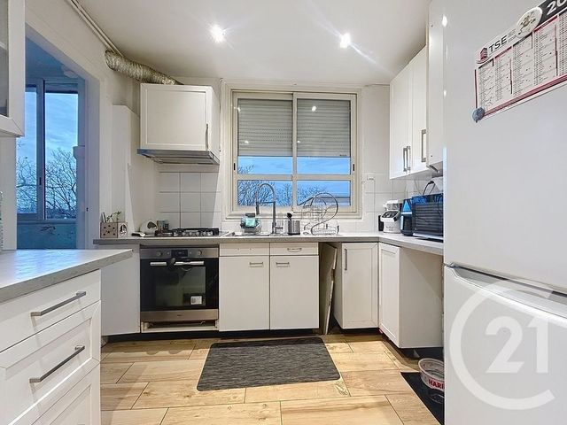 Appartement F4 &agrave; vendre - 4 pi&egrave;ces - 69,86 m2 - La Rochette - 77 - ILE-DE-FRANCE