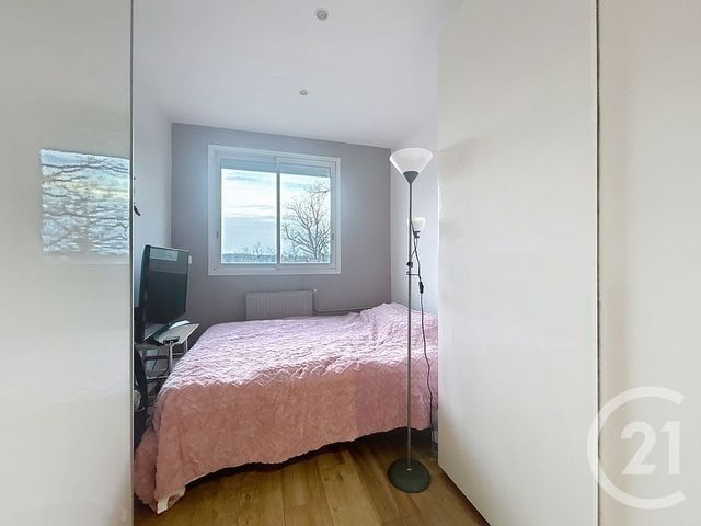 Appartement F4 &agrave; vendre - 4 pi&egrave;ces - 69,86 m2 - La Rochette - 77 - ILE-DE-FRANCE