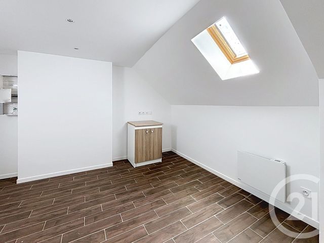 Appartement F1 &agrave; louer - 1 pi&egrave;ce - 17,51 m2 - Melun - 77 - ILE-DE-FRANCE