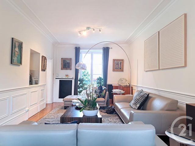 Maison à vendre - 10 pièces - 221,40 m2 - Melun - 77 - ILE-DE-FRANCE