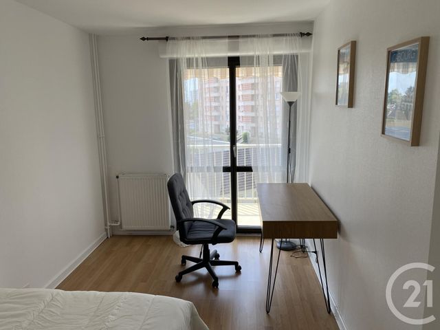 Appartement F4 à vendre - 4 pièces - 86 m2 - Melun - 77 - ILE-DE-FRANCE