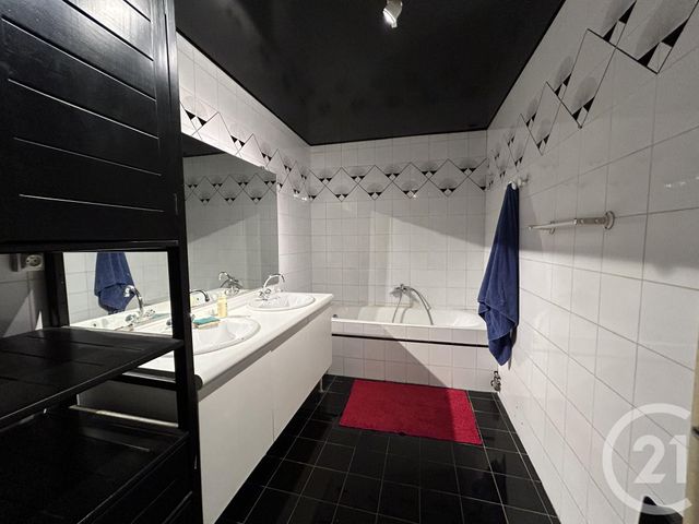 Immeuble à vendre - 311 m2 - Melun - 77 - ILE-DE-FRANCE