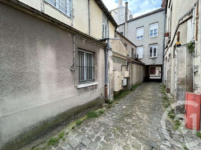 Immeuble à vendre - 311 m2 - Melun - 77 - ILE-DE-FRANCE