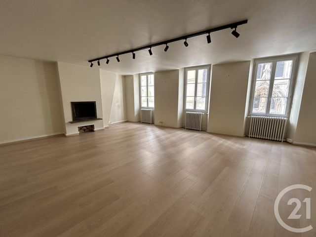 Immeuble à vendre - 311 m2 - Melun - 77 - ILE-DE-FRANCE
