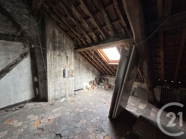 Immeuble à vendre - 311 m2 - Melun - 77 - ILE-DE-FRANCE