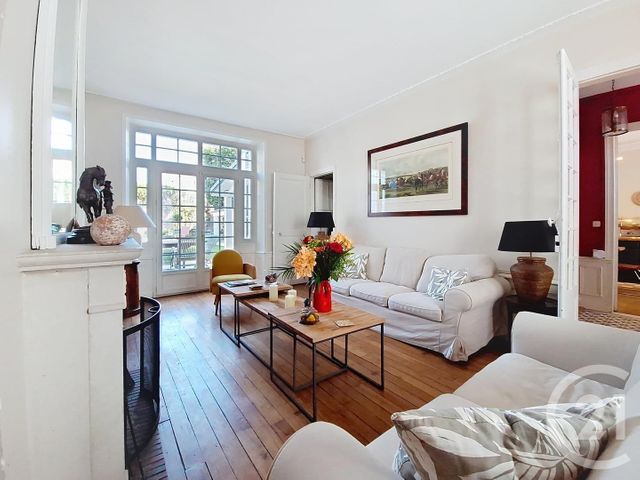 Maison à vendre - 8 pièces - 187 m2 - Melun - 77 - ILE-DE-FRANCE