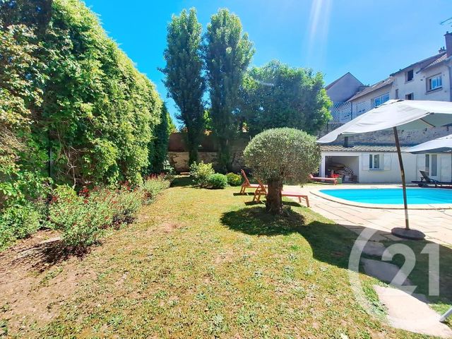 Maison à vendre - 8 pièces - 187 m2 - Melun - 77 - ILE-DE-FRANCE