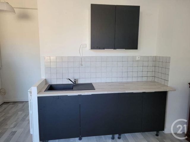 Appartement F2 à vendre - 2 pièces - 40,94 m2 - Melun - 77 - ILE-DE-FRANCE