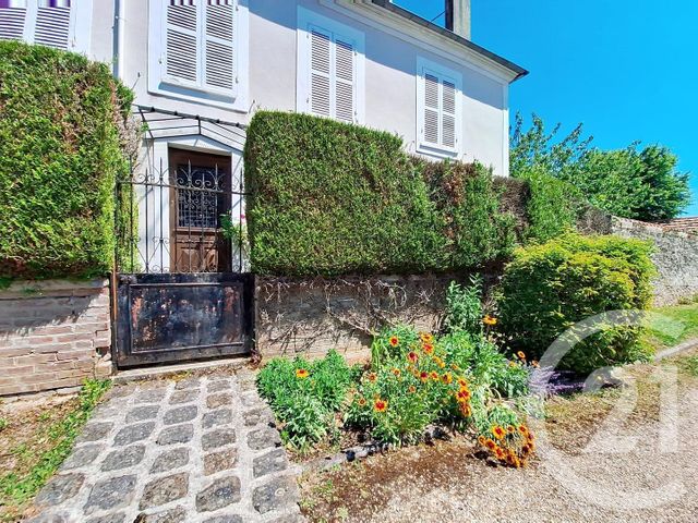 Maison à vendre - 11 pièces - 200 m2 - Bombon - 77 - ILE-DE-FRANCE