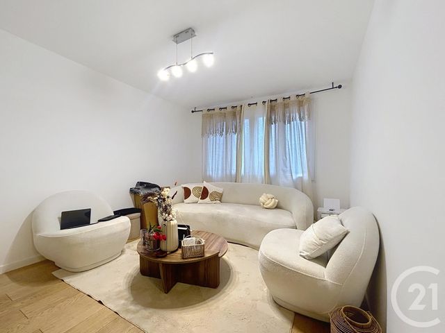 Maison à vendre - 6 pièces - 126 m2 - La Rochette - 77 - ILE-DE-FRANCE