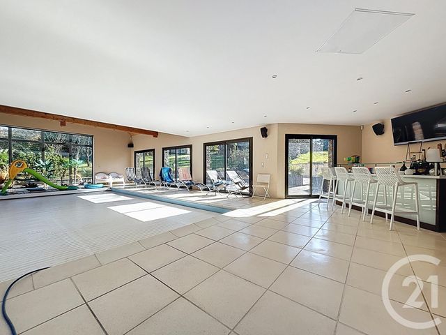 Maison à vendre - 11 pièces - 380,25 m2 - Vaux Le Penil - 77 - ILE-DE-FRANCE