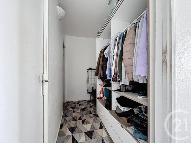 Afficher la photo en grand Appartement à vendre - 2 pièces - 43,59 m2 - Avon - 77 - ILE-DE-FRANCE