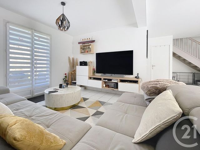 Maison à vendre - 6 pièces - 114 m2 - Vaux Le Penil - 77 - ILE-DE-FRANCE