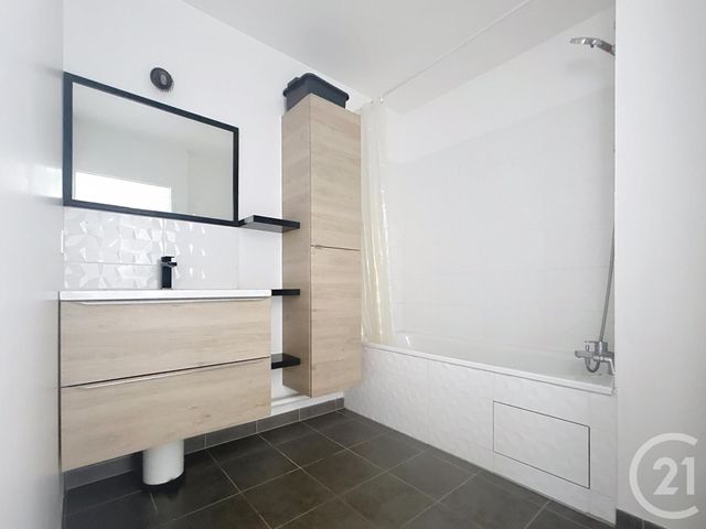 Appartement F3 à vendre - 3 pièces - 57,20 m2 - Melun - 77 - ILE-DE-FRANCE