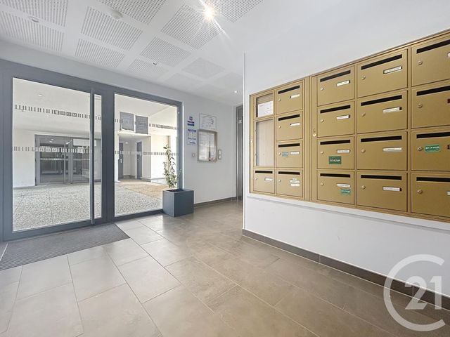 Appartement F3 à vendre - 3 pièces - 57,20 m2 - Melun - 77 - ILE-DE-FRANCE