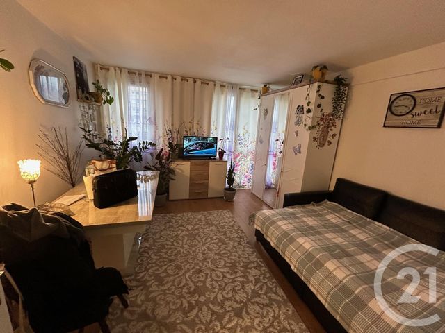 Appartement à vendre - 3 pièces - 56,51 m2 - Avon - 77 - ILE-DE-FRANCE