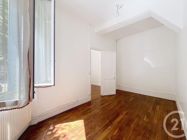 Afficher la photo en grand Appartement F2 bis à vendre - 2 pièces - 42,19 m2 - Melun - 77 - ILE-DE-FRANCE