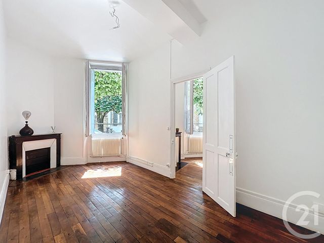 Appartement F2 bis à vendre - 2 pièces - 42,19 m2 - Melun - 77 - ILE-DE-FRANCE