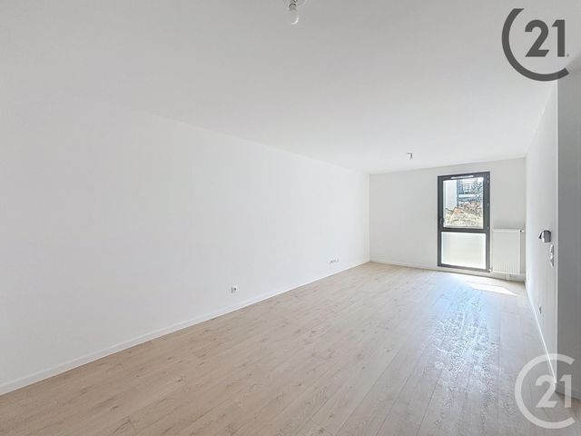 Appartement F2 à louer - 2 pièces - 45,30 m2 - Melun - 77 - ILE-DE-FRANCE