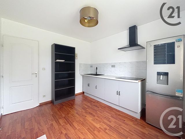 Appartement F3 &agrave; louer - 3 pi&egrave;ces - 76,81 m2 - Dammarie Les Lys - 77 - ILE-DE-FRANCE