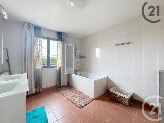 Appartement F3 &agrave; louer - 3 pi&egrave;ces - 76,81 m2 - Dammarie Les Lys - 77 - ILE-DE-FRANCE