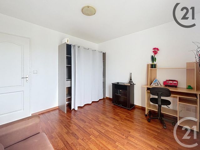 Appartement F3 &agrave; louer - 3 pi&egrave;ces - 76,81 m2 - Dammarie Les Lys - 77 - ILE-DE-FRANCE