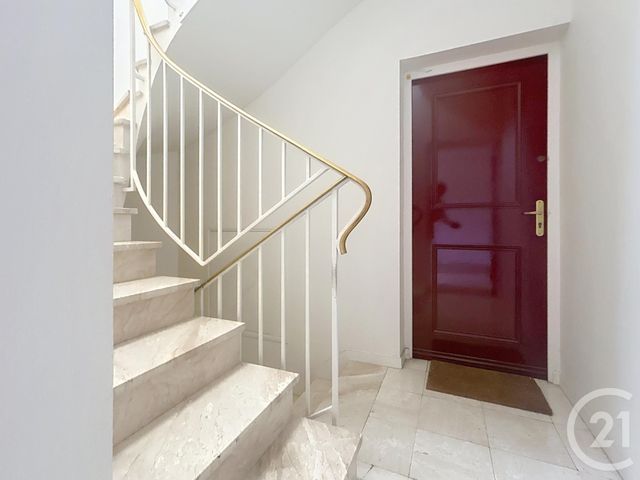 Afficher la photo en grand Appartement F2 à vendre - 2 pièces - 43,25 m2 - Melun - 77 - ILE-DE-FRANCE