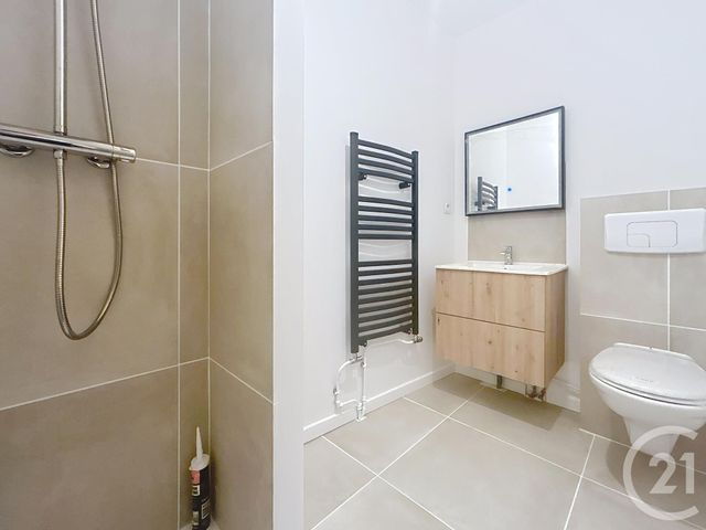 Afficher la photo en grand Appartement F2 à vendre - 2 pièces - 43,25 m2 - Melun - 77 - ILE-DE-FRANCE