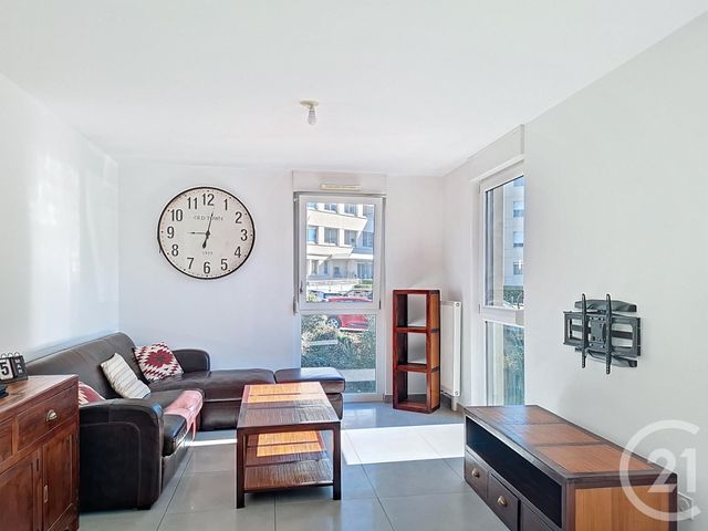 Appartement F3 à vendre - 3 pièces - 57,04 m2 - Melun - 77 - ILE-DE-FRANCE