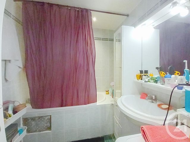 Afficher la photo en grand Appartement F3 à vendre - 3 pièces - 62,68 m2 - Melun - 77 - ILE-DE-FRANCE