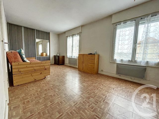 Appartement F2 à louer - 2 pièces - 42,22 m2 - Melun - 77 - ILE-DE-FRANCE