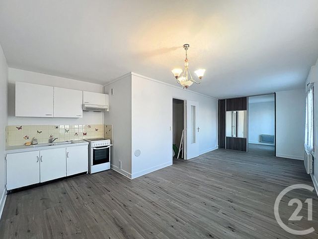 Appartement F2 à louer MELUN