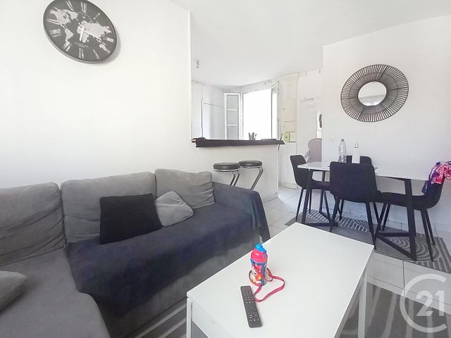 Appartement F2 à vendre - 2 pièces - 38 m2 - Melun - 77 - ILE-DE-FRANCE