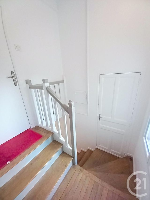 Afficher la photo en grand Appartement F2 à vendre - 2 pièces - 38 m2 - Melun - 77 - ILE-DE-FRANCE