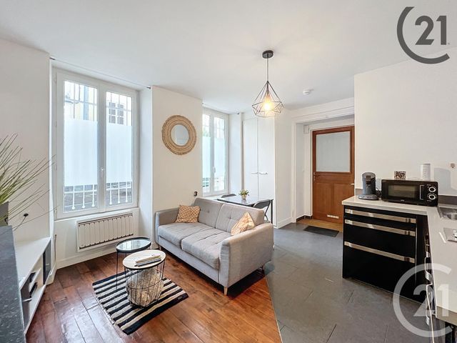 Appartement F2 à louer - 2 pièces - 37,71 m2 - Melun - 77 - ILE-DE-FRANCE