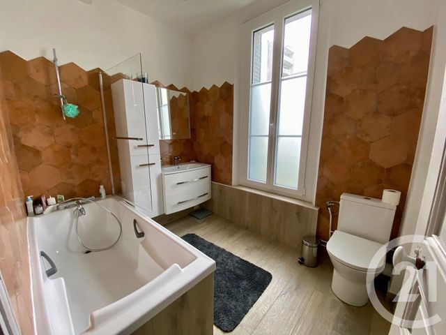 Maison à vendre - 6 pièces - 148 m2 - Melun - 77 - ILE-DE-FRANCE