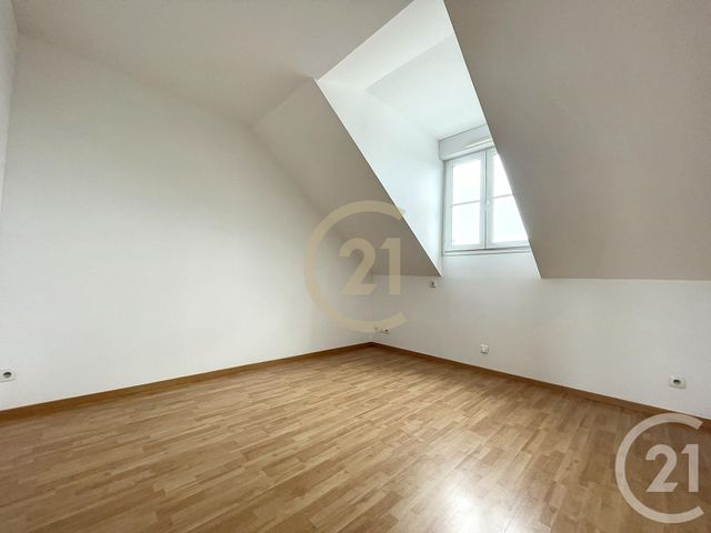 Appartement F3 à louer - 3 pièces - 67,50 m2 - Melun - 77 - ILE-DE-FRANCE