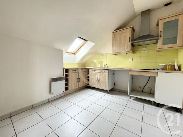 Appartement F3 à louer - 3 pièces - 67,50 m2 - Melun - 77 - ILE-DE-FRANCE
