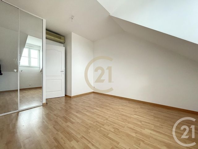Appartement F3 à louer - 3 pièces - 67,50 m2 - Melun - 77 - ILE-DE-FRANCE