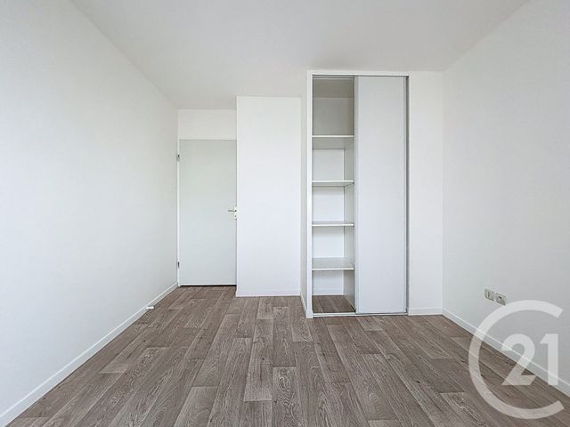 Appartement F3 à vendre - 3 pièces - 65,21 m2 - Melun - 77 - ILE-DE-FRANCE