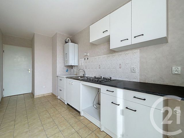 Appartement F3 à vendre - 3 pièces - 65,21 m2 - Melun - 77 - ILE-DE-FRANCE
