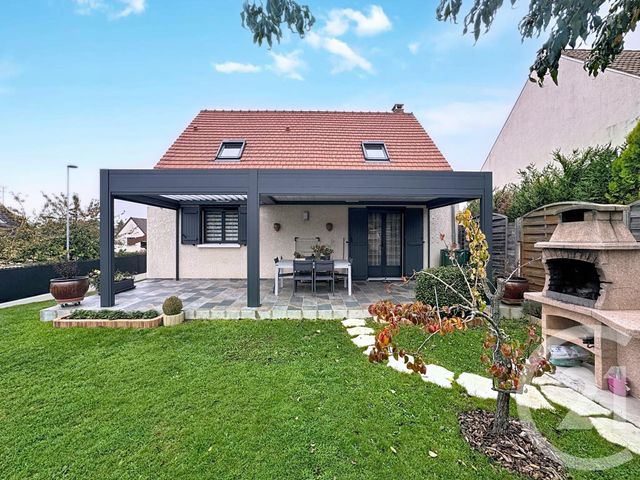 Maison à vendre - 6 pièces - 110 m2 - Vaux Le Penil - 77 - ILE-DE-FRANCE