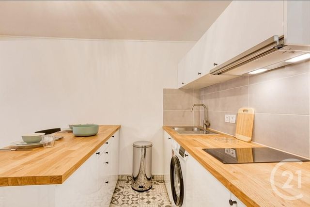 Appartement F4 à vendre - 3 pièces - 58 m2 - Melun - 77 - ILE-DE-FRANCE