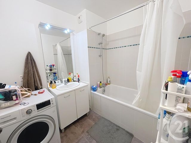 Appartement F3 à vendre - 3 pièces - 63 m2 - Dammarie Les Lys - 77 - ILE-DE-FRANCE